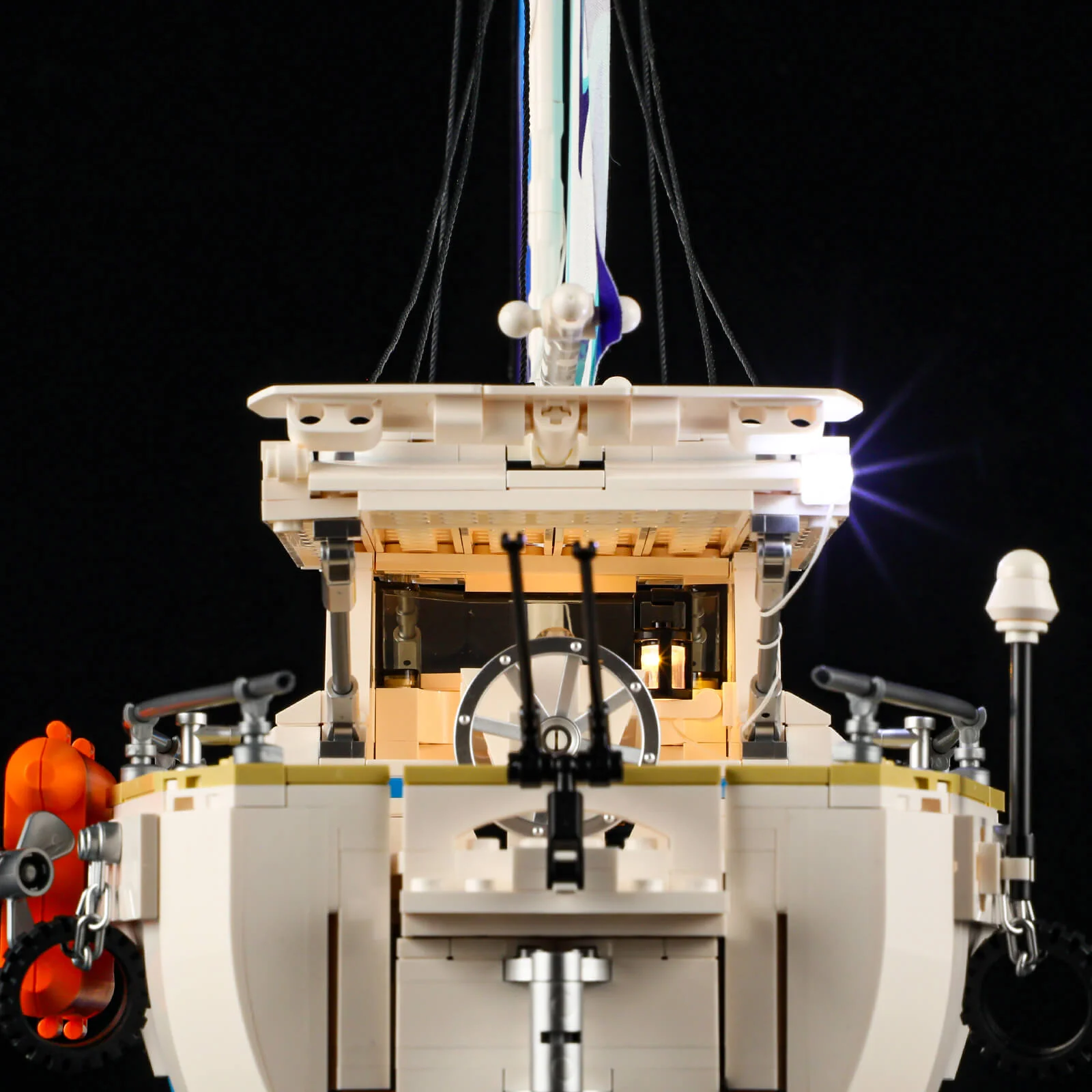 The Sailboat: La Brisa - Image 5